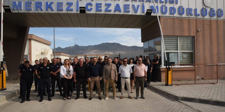 Merkezi Cezaevi’nde grev