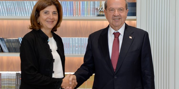 Tatar- Holguín görüşmesi tamamlandı…Holguin: “Tatar’ın mülkiyet konusundaki endişelerini dikkatlice dinledim”