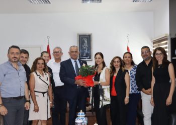 Çavuşoğlu, Yön-Der ve beraberindeki okul yöneticileri kabul etti