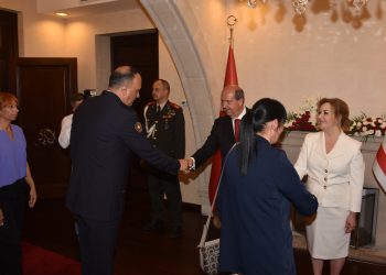 Cumhurbaşkanı Tatar ve eşi halkla bayramlaşacak
