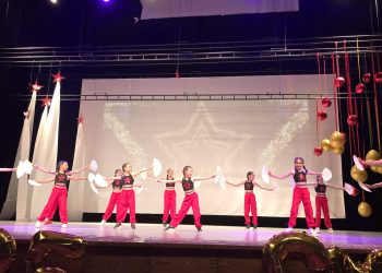 Uluslararası Gazimağusa Çocuk ve Gençlik Festivali kapsamında 21’inci İlkokullar Arası Dans Buluşması yapıldı