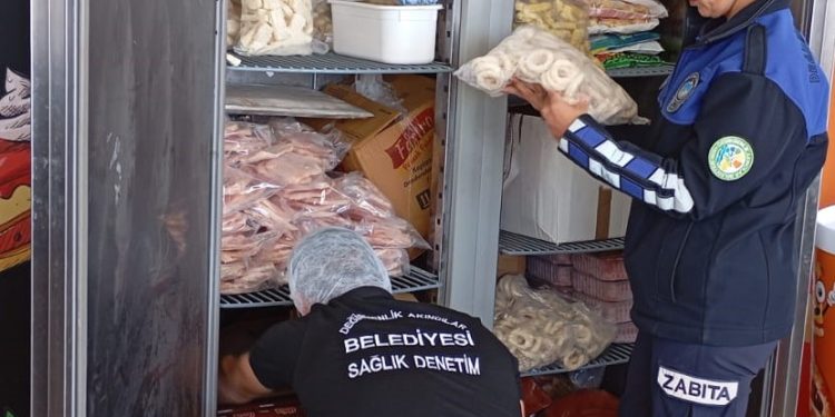 Değirmenlik Akıncılar Belediyesi Sağlık Şubesi 124 iş yerini denetledi