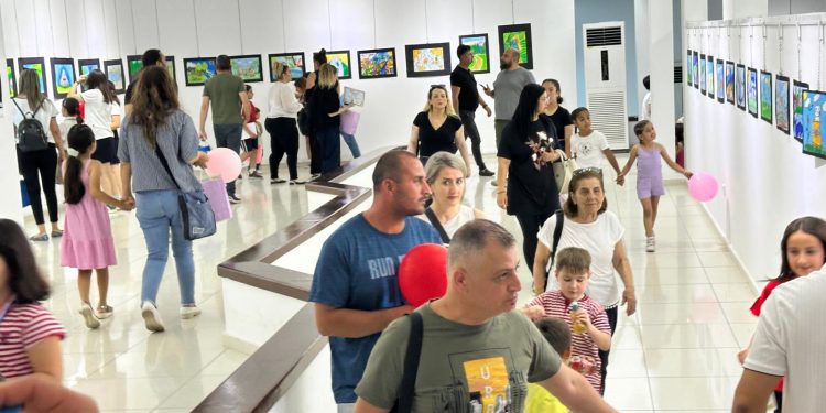 “Doğanın Büyüsü” sergisinin süresi uzatıldı