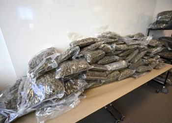 Larnaka’da yolcu beraberi 18 kiloya yakın uyuşturucu…