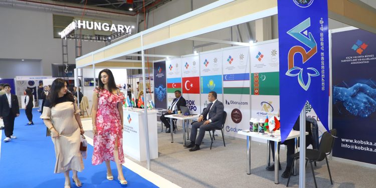 Bakü’de “2. Türk Ticaret Fuarı” açıldı