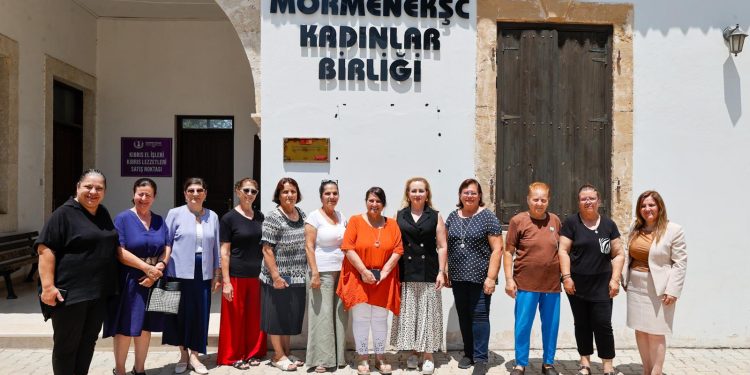 Sibel Tatar, Kuzey Kıbrıs Kadın Örgütleri Ağı’na bağlı dernekleri ziyaret etmeyi sürdürüyor