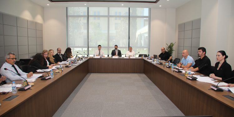 İdari Komite Tapu ve Kadastro Dairesi Yasa Tasarısı’nı görüştü