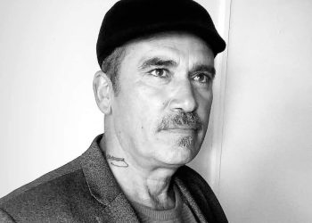 Tiyatro sanatçısı ve yönetmen Bayraktaroğlu vefat etti