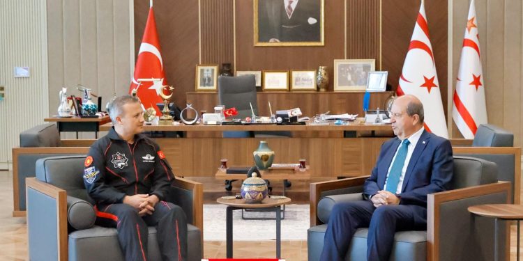 Cumhurbaşkanı Tatar, Türkiye’nin ilk astronotu Alper Gezeravcı’yı kabul etti