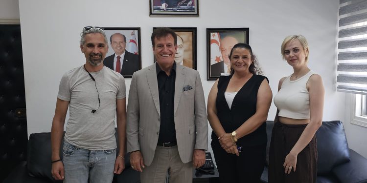 Arıklı, Lefke Uluslarası Folklor ve Dans Festivali’ne destek verdi