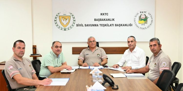 Sivil Savunma ve Sağlık Bakanlığı, afet ve acil durum planlamalarını gözden geçirdi