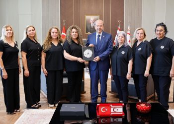 Cumhurbaşkanı Tatar, Mormenekşe Çağdaş Kadınlar Derneği heyetini kabul etti