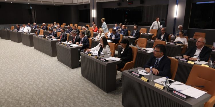 Meclis’te Sosyal Hizmetler Dairesi Kuruluş, Görev ve Çalışma Esasları Yasa Tasarısı oy birliğiyle kabul edildi