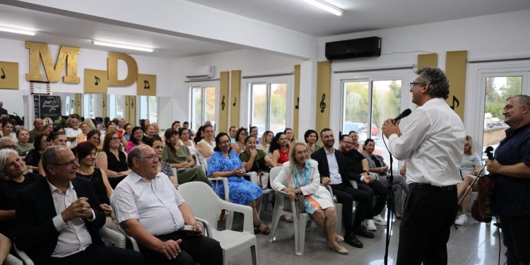 Erhürman’dan Çağdaş Müzik Derneği’ne ziyaret
