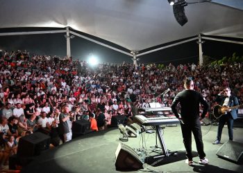 Ayna, Güzelyurt’ta konser verdi