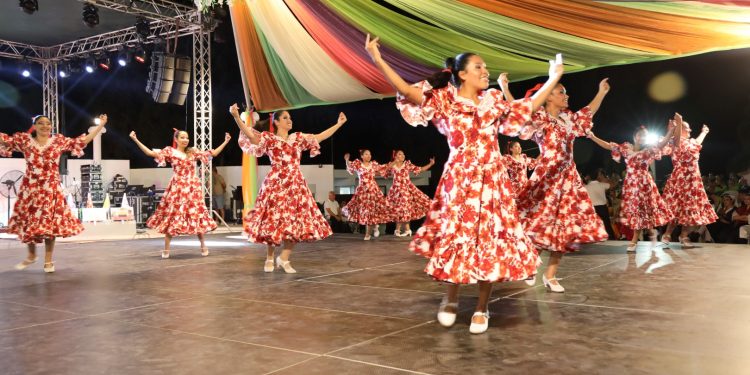 53. İskele Festivali bu akşam kostüm defilesiyle devam ediyor