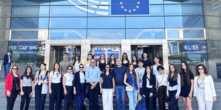 19 Mayıs TMK’dan Avrupa Parlamentosu’na ziyaret