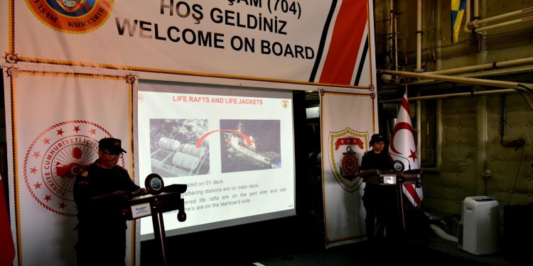 Şehit Teğmen Caner Gönyeli Arama Kurtarma Davet Tatbikatı’nın deniz safhası yapılıyor