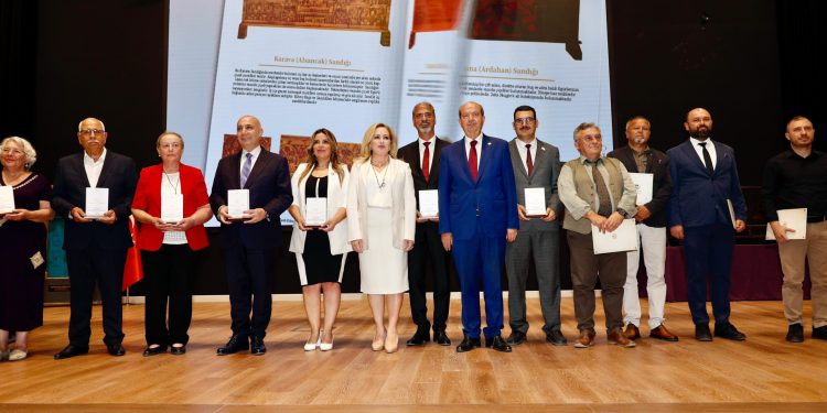 “Kıbrıs Kapıları ve Sandıkları” kitabının lansmanı yapıldı