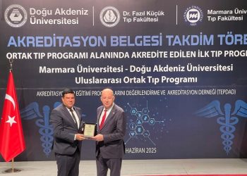 Sağlık Bakanı Dinçyürek:Uluslararası standartlarda eğitimin gururunu yaşıyoruz