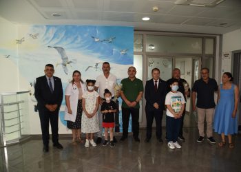 Çocuk Onkoloji Bölümü’nde eğitimlerine devam eden çocuklar bugün karnelerini aldılar