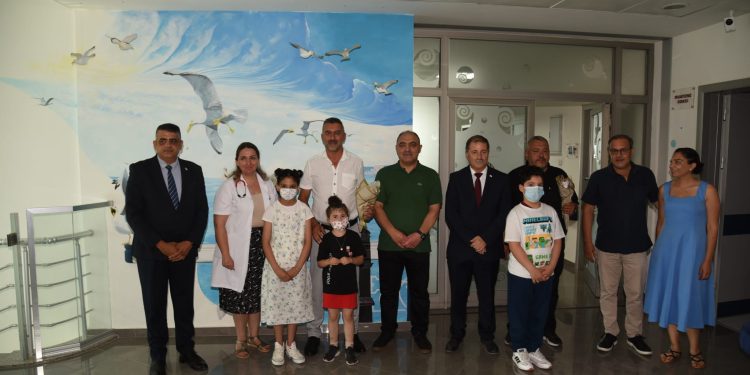 Çocuk Onkoloji Bölümü’nde eğitimlerine devam eden çocuklar bugün karnelerini aldılar
