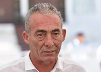 Yalınkaya, LTB’ye yeni mezarlık için tahsis edilen arazinin geri alınmasını eleştirdi