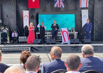 Ataoğlu: Kıbrıs Türk kimliği Londra’da gururla yaşatılıyor
