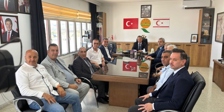 Başbakan Üstel, Kalkanlı’daki Cypfruvex tesislerini ziyaret etti: ‘Hedefimiz hasat sezonu başlamadan tesisi faaliyete geçirmek ‘
