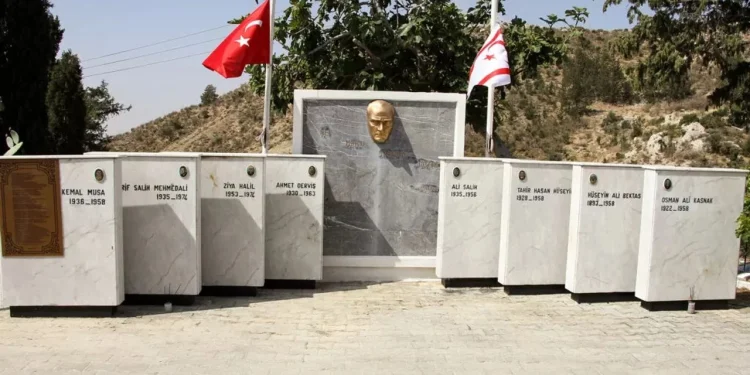 Çınarlı Şehitleri anıldı