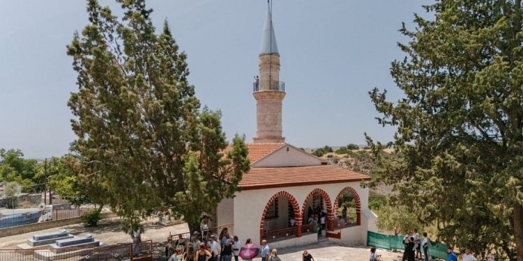 Kültürel Miras Teknik Komitesi, Limasol bölgesinde bulunan Evdim (Düzkaya) köyündeki tarihi caminin koruma çalışmasını tamamladı