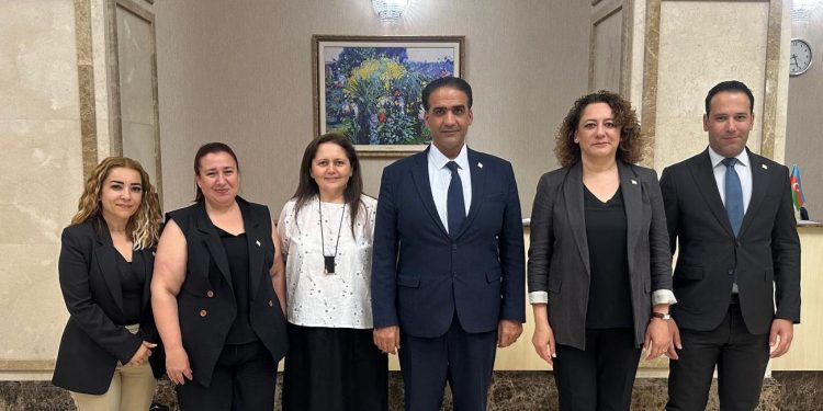 Çalışma Bakanı Gardiyanoğlu, Azerbaycan’da temaslarda bulunuyor