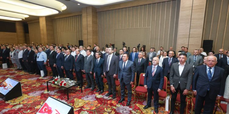 “Kıbrıs’ta Çözümün Anahtarı: Eşit Egemen İki Devlet” Paneli