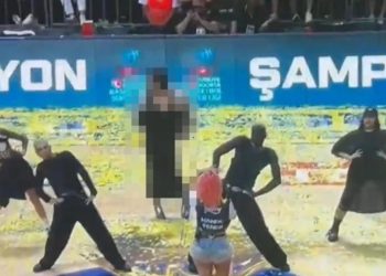 Büyük Aile Platformu'ndan Fenerbahçe Beko şampiyonluk kutlamasına tepki