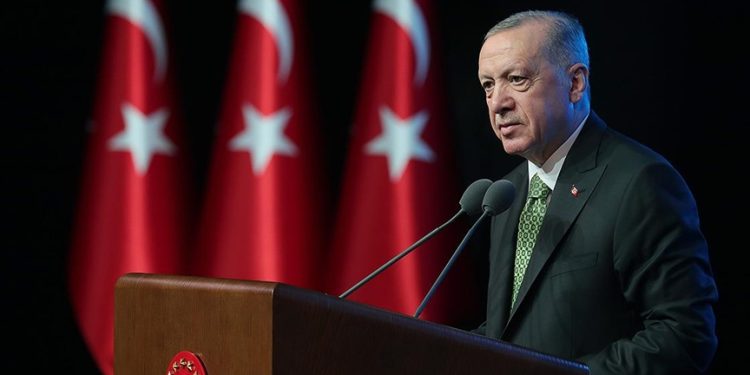 TC Cumhurbaşkanı Erdoğan: Pakistan’a yönelik menfur terör saldırısını lanetliyorum