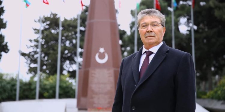 Başbakan Üstel, bir dizi temas ve uluslararası konferans için Azerbaycan’a gitti