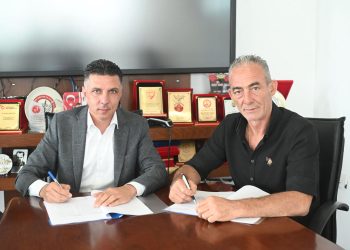 Gönyeli-Alayköy Belediyesi ile Belediye Emekçileri Sendikası arasında toplu iş sözleşmesi imzalandı..Amcaoğlu:Emeğe ve hizmete değer vermeye devam edeceğiz
