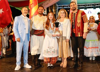 Sibel Tatar İskele Festivali’ne katıldı