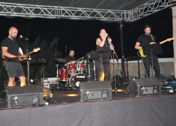 Karaoğlanoğlu Spor Oyunları ve Deniz Şenliği’nde bu akşam Hikmet Kurtarıcıoğulları sahne alacak