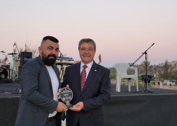 İncirli Mağara Kültür ve Sanat Festivali dün gece açıldı
