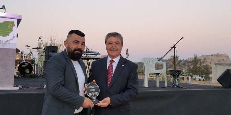 İncirli Mağara Kültür ve Sanat Festivali dün gece açıldı