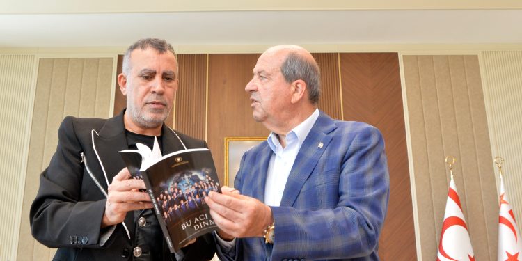 Cumhurbaşkanı Ersin Tatar, sanatçı Haluk Levent’i kabul etti