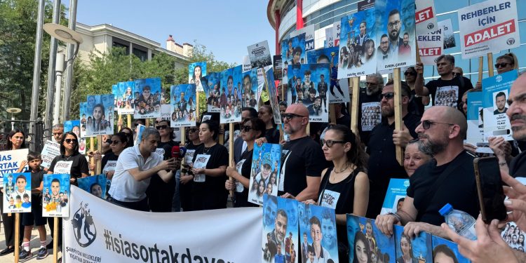 İsias Otel’in yıkılmasında kusuru bulunan kamu görevlileri ikinci duruşması yapılıyor… Duruşmada sanıklar ve aileler dinlendi