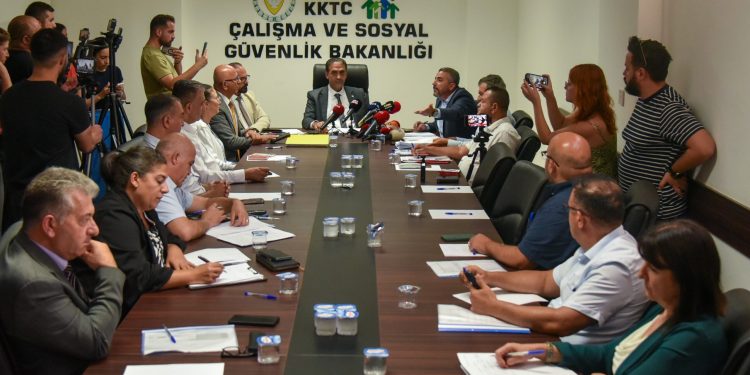 Asgari Ücret Saptama Komisyonu yeniden toplandı… Yeni asgari ücret pazartesi açıklanacak