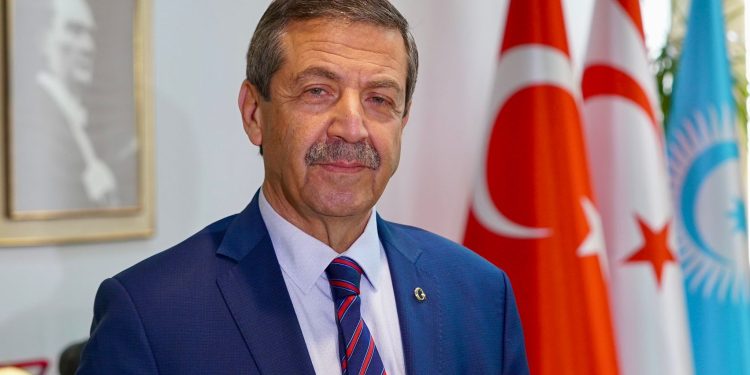 Dışişleri Bakanı Ertuğruloğlu’nun 20 Temmuz Barış ve Özgürlük Bayramı mesajı