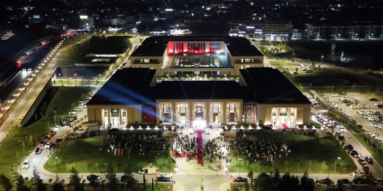 Barış ve Özgürlük Bayramı Resepsiyonu’nda kutlamalar 21.00’de kabul edilecek