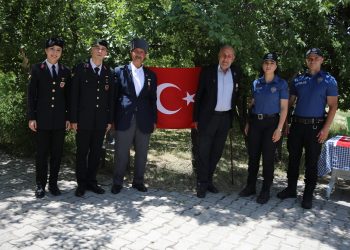 Kıbrıs Barış Harekatı’nın 51. Yılı… “Efsane tank”ın şoförü, destansı anılarını güvenlik güçleriyle paylaştı