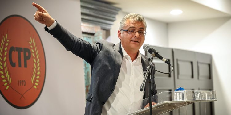 Baybars, Rogers ve Manavoğlu’ndan Erhürman’a destek