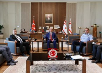 Cumhurbaşkanı Tatar, Başsavcı Altıncık ve Polis Genel Müdür Vekili Adalıer’i kabul etti:  “Kurucu Cumhurbaşkanı Denktaş’ın şahsında milli değerlerimiz,maneviyatımız,TMT gibi kutsal bir kuruluşumuz hedef alınmıştır”