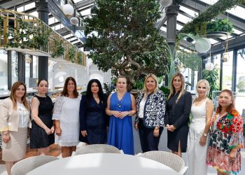 Sibel Tatar, Kuzey Kıbrıs Kadın Örgütleri Ağı’na bağlı derneklere yönelik ziyaretlerine Girne’de devam etti